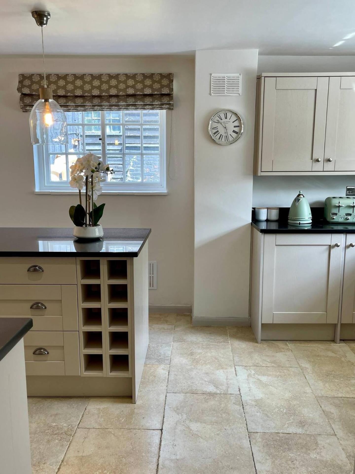 Elegant Oak Beamed House In Pretty Village - Cambridge Homehost Buckden  Ngoại thất bức ảnh